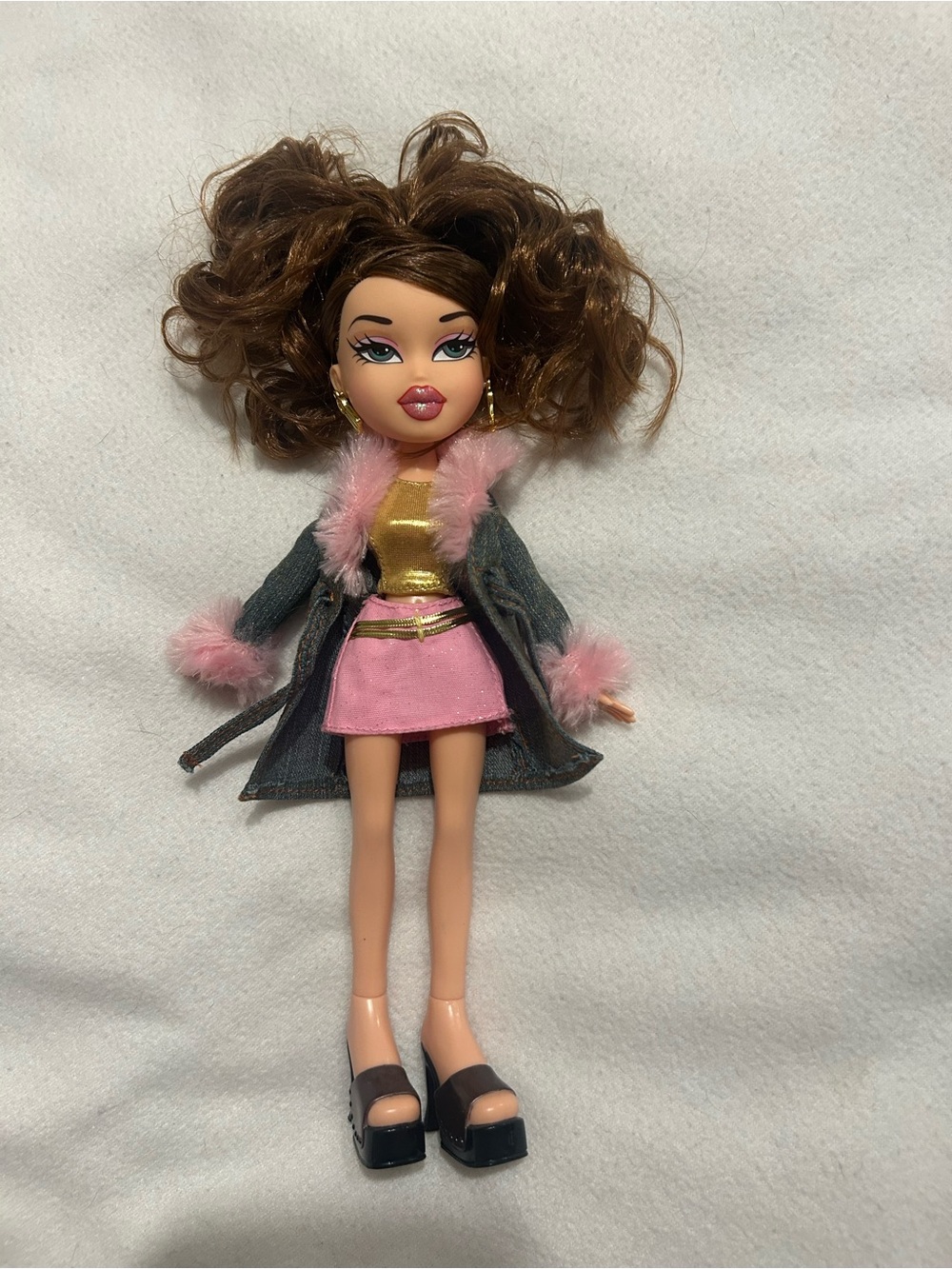 Repro funk n glow Dana Bratz